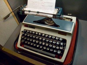 East German Typewriter Taken in the DDR Museum.jpg